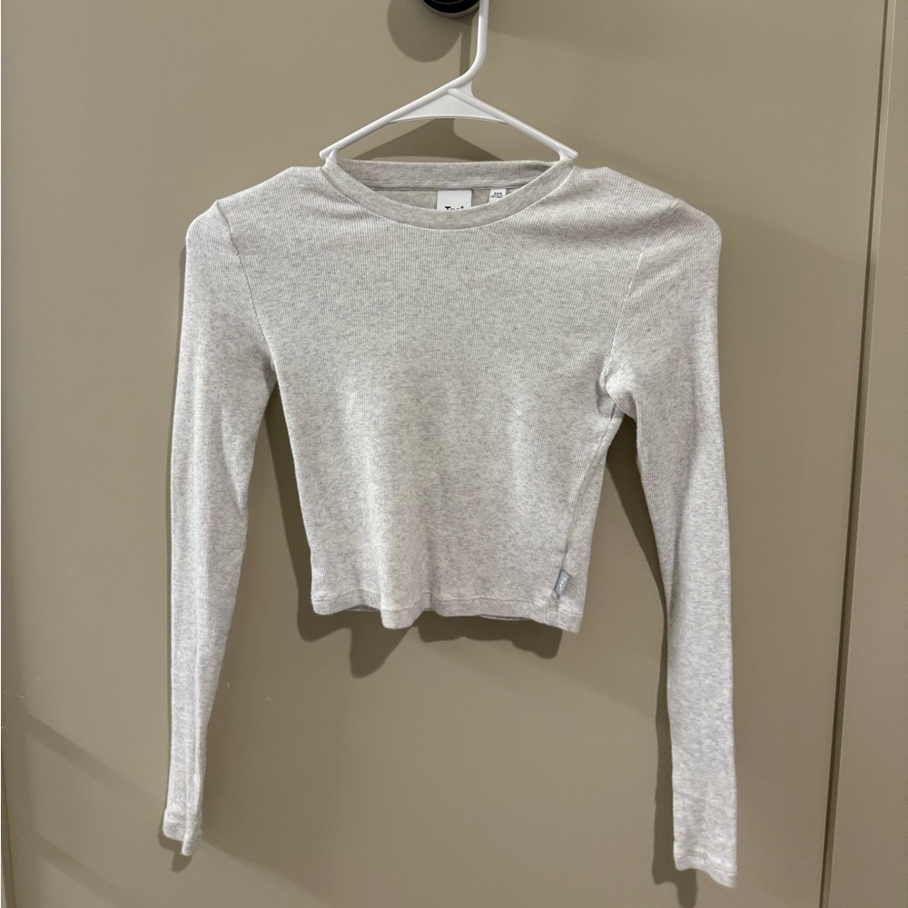 Aritzia homestretch gray long sleeve